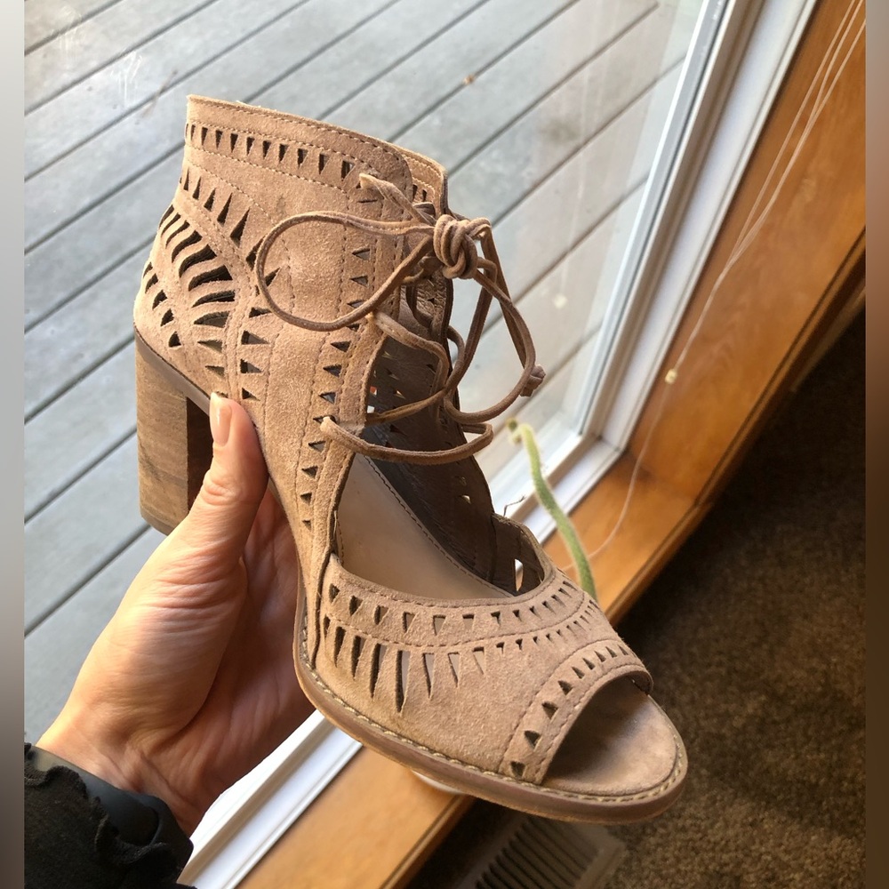 Vince Camuto Lace Up Chunky Heels - Size 7.5